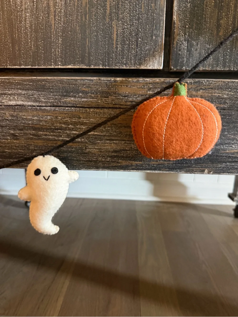 6 ft pumpkin and ghost garland